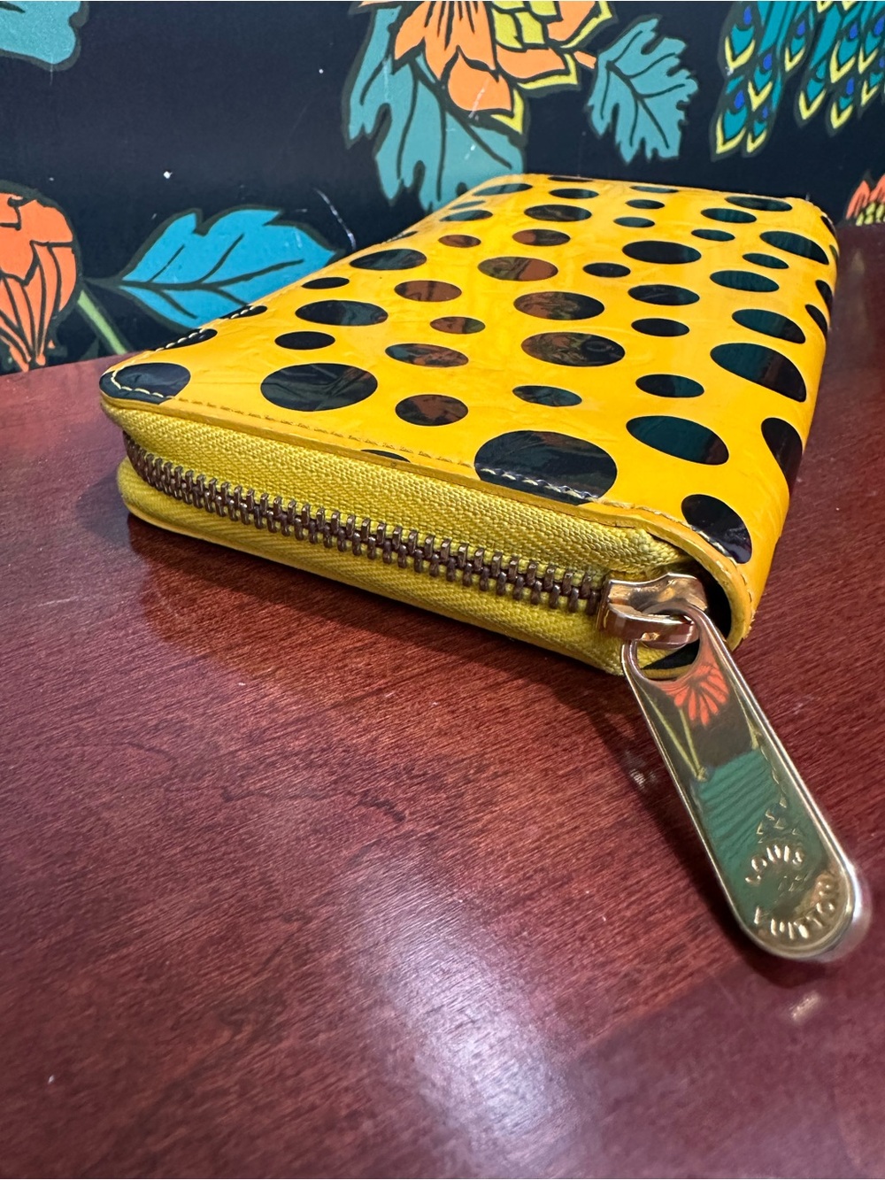 Louis Vuitton x Yayoi Kusama Dots Infinity Vernis Zippy Wallet 2012 - Picture 5 of 12